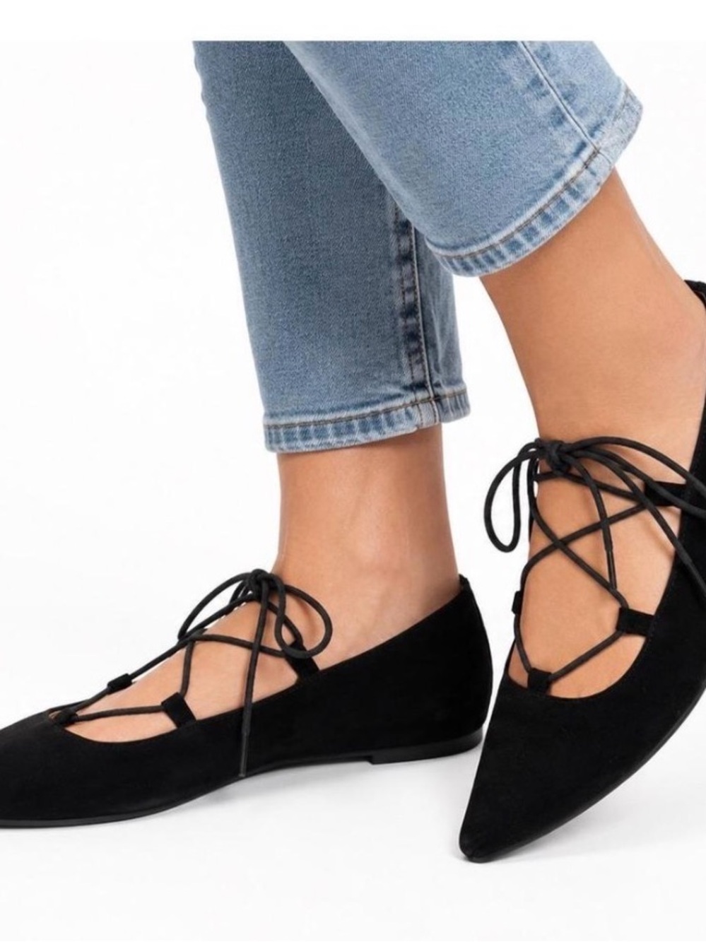 Chinese Laundry Black Pointed-Toe Lace-Up Flats
